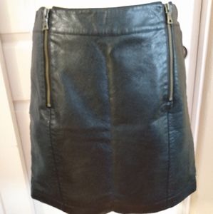 Vince Camuto by Turo  skirt size 27p/4p